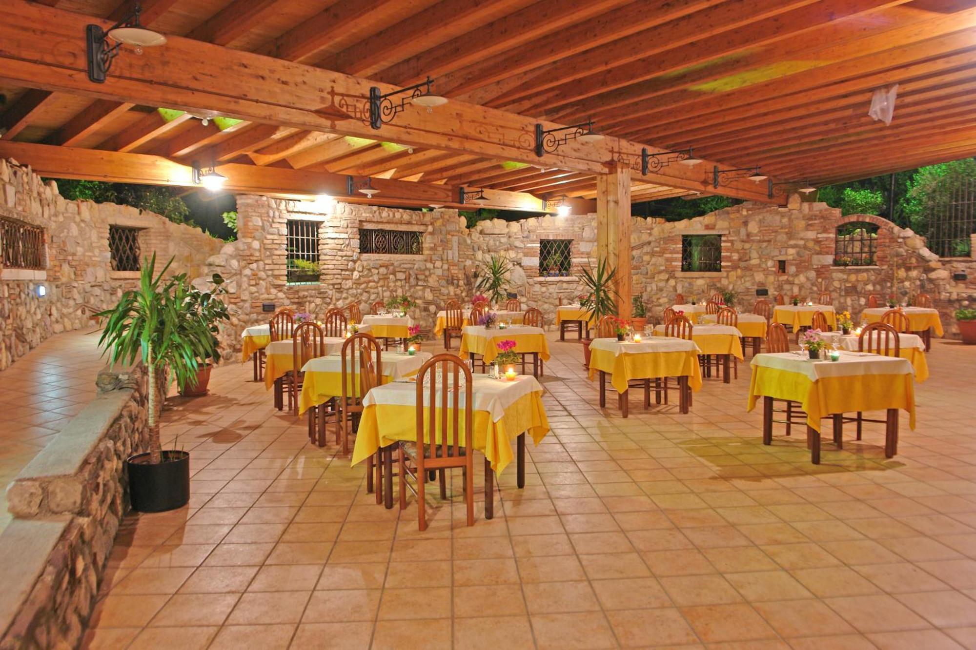 Hotel La Pergola Moniga del Garda المظهر الخارجي الصورة