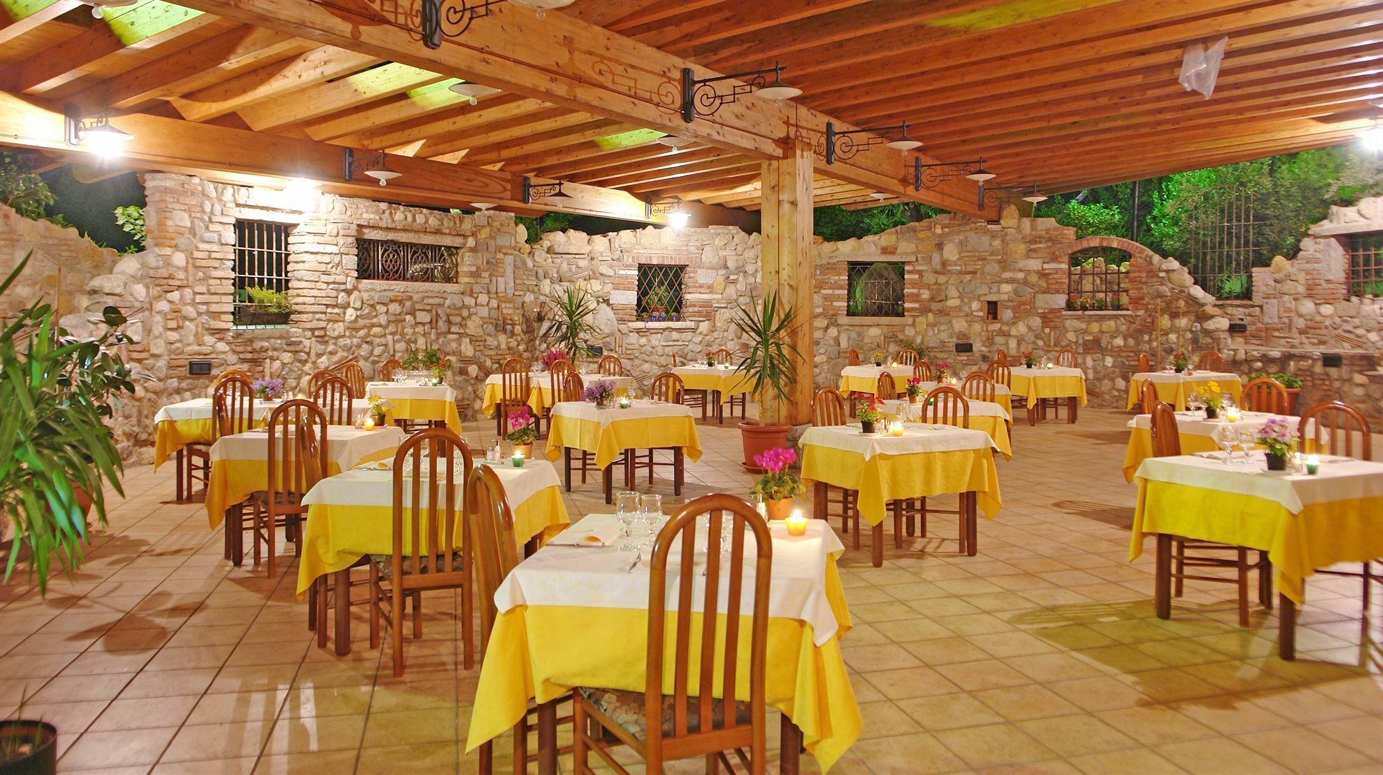 Hotel La Pergola Moniga del Garda المظهر الخارجي الصورة